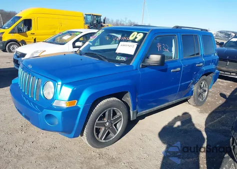 2009 Jeep Patriot Sport z USA, uszkodzony, nr VIN 1J4FF28BX9D137912